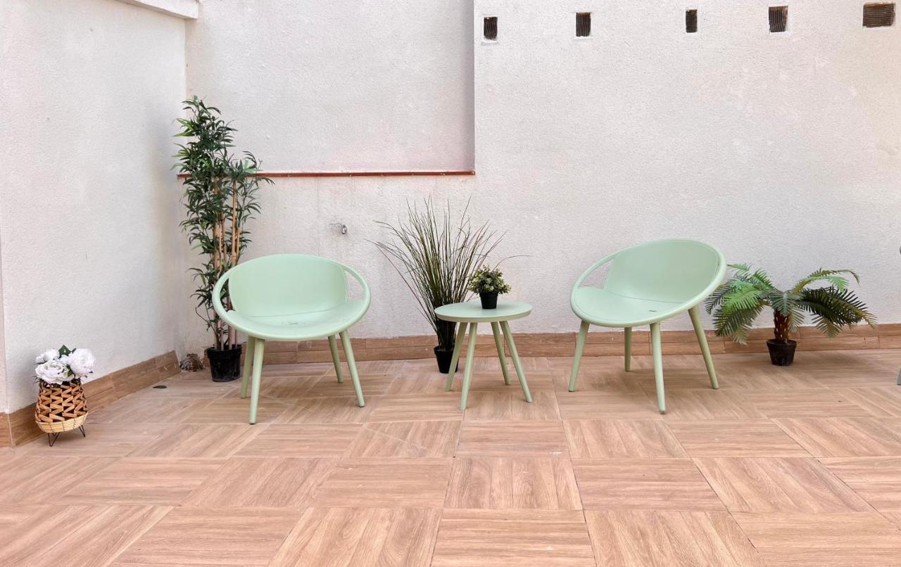 Crysoyle Apartment Barcelona Next To Camp Nou L'Hospitalet de Llobregat Exterior foto